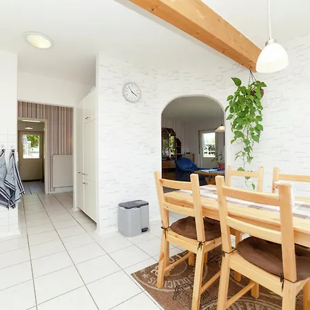 In With Terrace Holiday home Densberg
