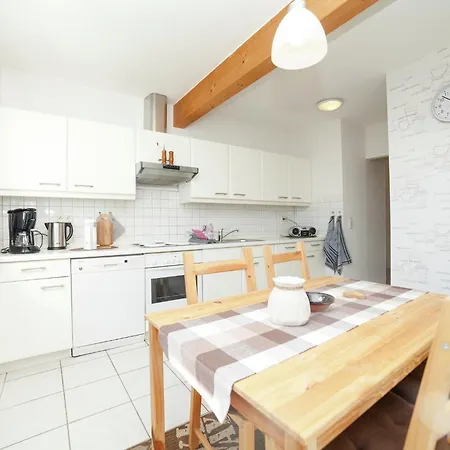 In With Terrace Holiday home *