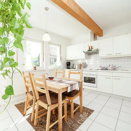 Nyaraló In Mit Terrasse