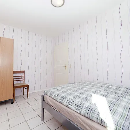 Casa de Férias In Mit Terrasse Densberg