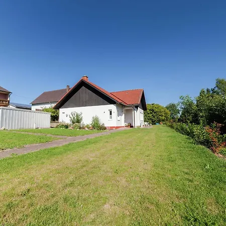 In Mit Terrasse Densberg